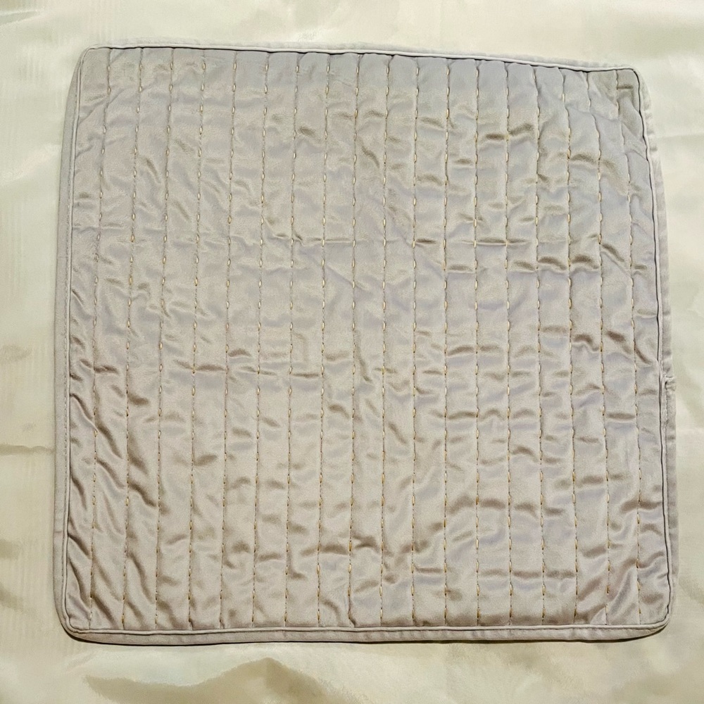 NWOT 18” Gray Velvet Pillow Cover